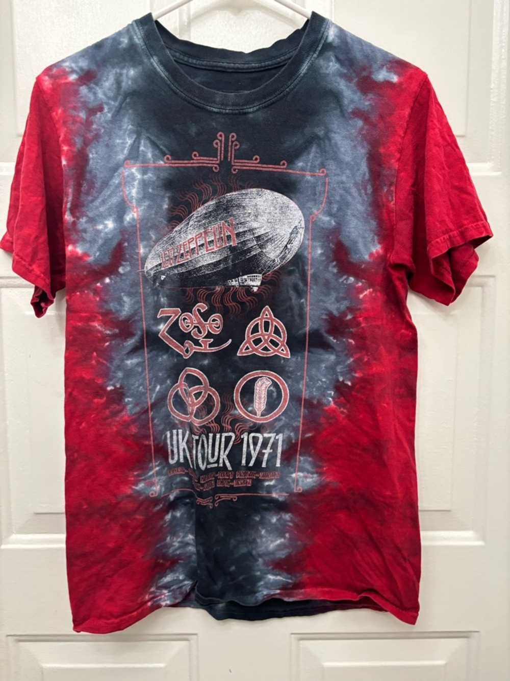 Led Zeppelin Tie-Dye UK Tour 1971 Short Sleeve Tee - Red & Black